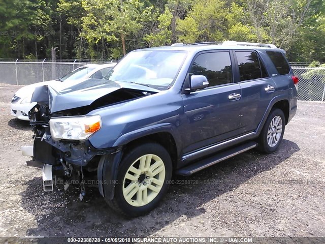 JTEBU5JR7B5060270 - 2011 TOYOTA 4RUNNER SR5/LIMITED/TRAIL BLUE photo 2