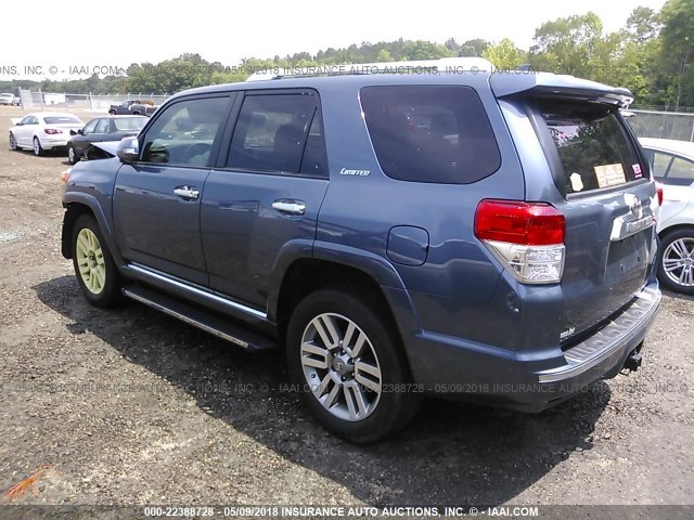 JTEBU5JR7B5060270 - 2011 TOYOTA 4RUNNER SR5/LIMITED/TRAIL BLUE photo 3