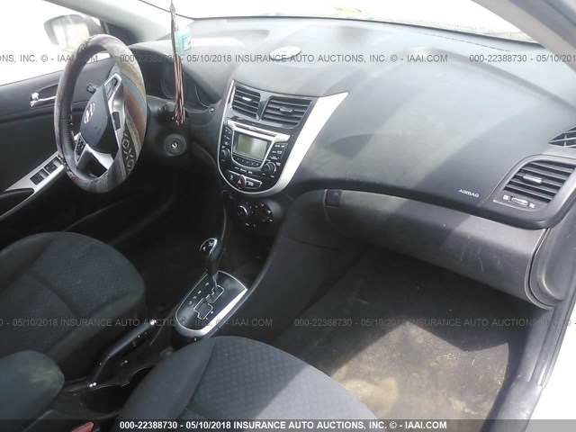 KMHCU5AE5CU005776 - 2012 HYUNDAI ACCENT GLS/GS/SE SILVER photo 5