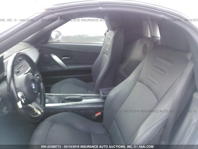 4USBU33577LW70587 - 2007 BMW Z4 3.0 GRAY photo 8