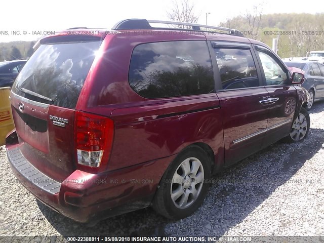 KNDMC233576012100 - 2007 HYUNDAI ENTOURAGE GLS/SE/LIMITED RED photo 4