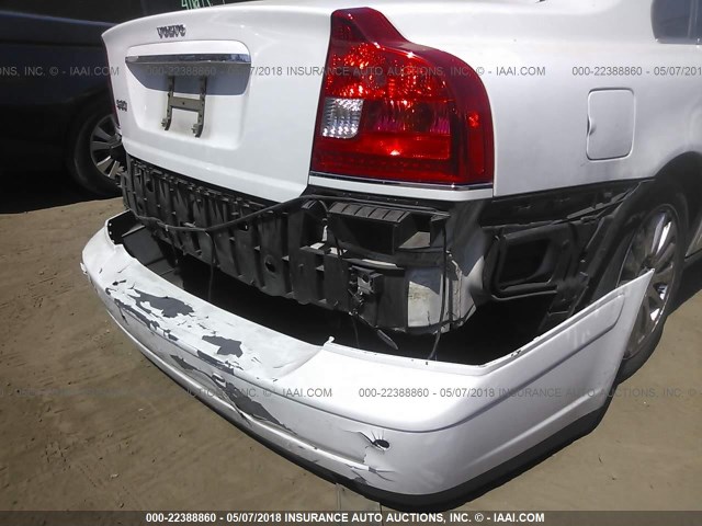 YV1TS592561439149 - 2006 VOLVO S80 2.5T WHITE photo 6