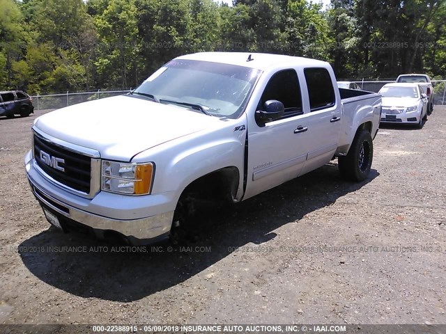 3GTP2VE34BG364249 - 2011 GMC SIERRA K1500 SLE SILVER photo 2