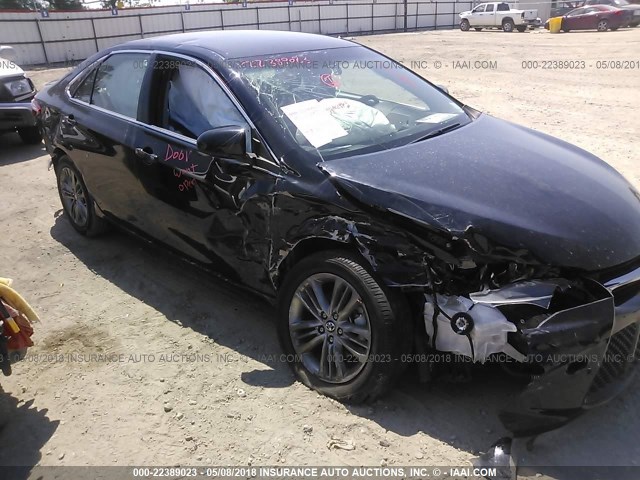 4T1BF1FK6HU391404 - 2017 TOYOTA CAMRY LE/XLE/SE/XSE BLACK photo 6