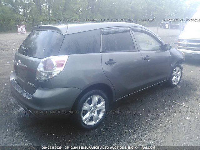 2T1KR32E05C370208 - 2005 TOYOTA COROLLA MATRIX XR GRAY photo 4