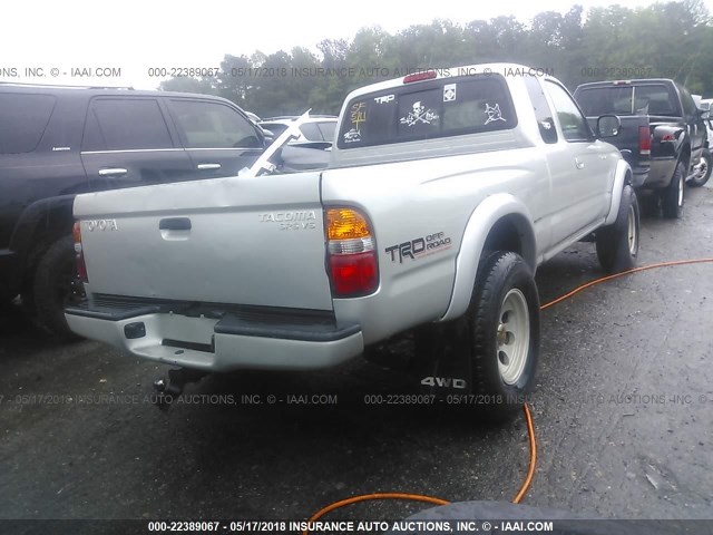 5TEWN72N44Z339508 - 2004 TOYOTA TACOMA XTRACAB SILVER photo 4