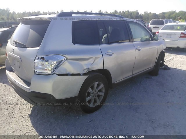 5TDZA3EH1CS022594 - 2012 TOYOTA HIGHLANDER SE SILVER photo 4