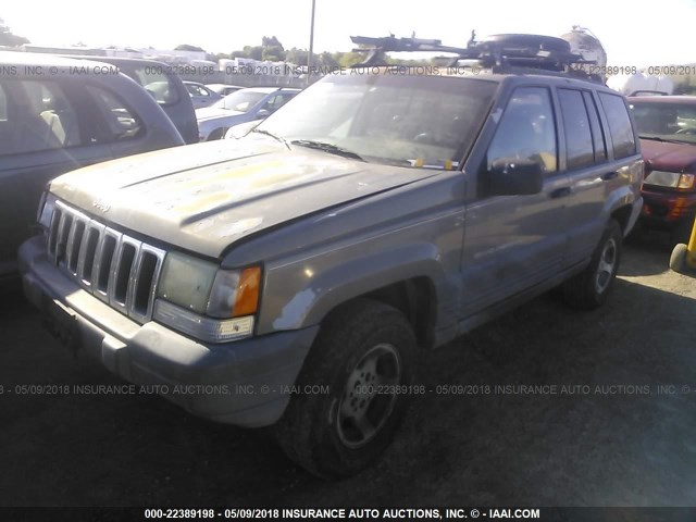 1J4EX58S7TC110898 - 1996 JEEP GRAND CHEROKEE LAREDO GRAY photo 2