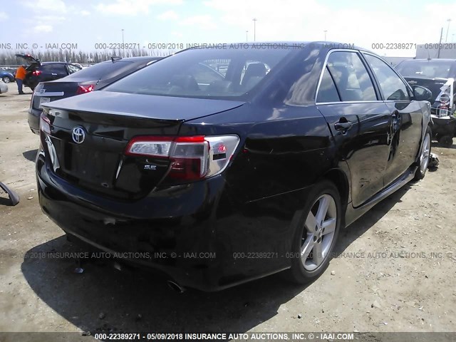 4T1BF1FKXDU233108 - 2013 TOYOTA CAMRY L/SE/LE/XLE BLACK photo 4
