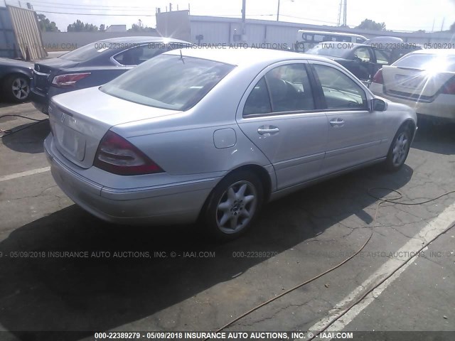 WDBRF64J72F264357 - 2002 MERCEDES-BENZ C 320 SILVER photo 4