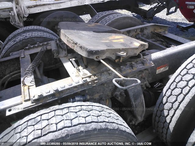 1FUJGLDR5ALAP1135 - 2010 FREIGHTLINER CASCADIA 125  WHITE photo 7