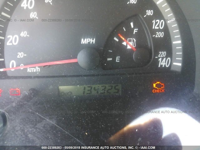 4T1BE30K53U677759 - 2003 TOYOTA CAMRY LE/XLE/SE ნაცრისფერი ფოტო 7