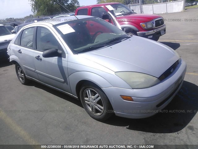 1FAFP34Z44W157524 - 2004 FORD FOCUS SE COMFORT/SE SPORT SILVER photo 1