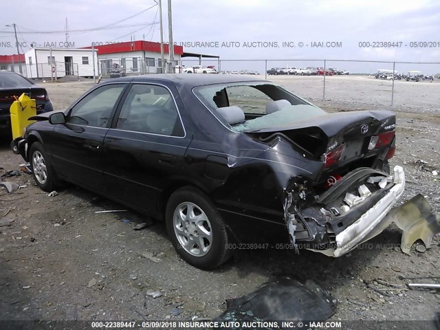 JT2BG22K4Y0486055 - 2000 TOYOTA CAMRY CE/LE/XLE 黑色 照片 3