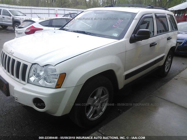 1J4GR48K45C558662 - 2005 JEEP GRAND CHEROKEE LAREDO/COLUMBIA/FREEDOM 白色 照片 2