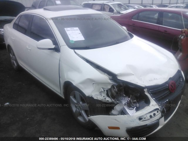 3VWRM71K28M156163 - 2008 VOLKSWAGEN JETTA SE/SEL WHITE photo 1