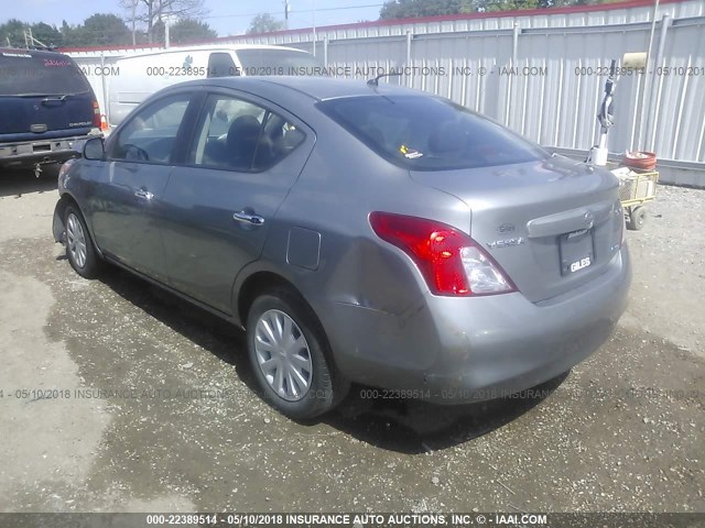 3N1CN7APXCL902992 - 2012 NISSAN VERSA S/SV/SL GRAY photo 3