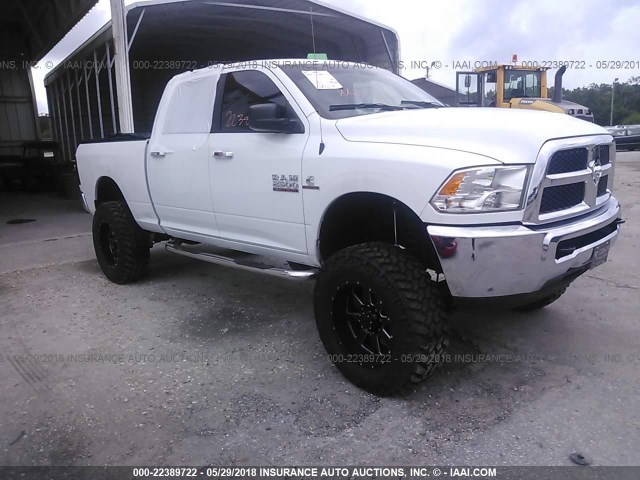 3C6UR5DLXHG535585 - 2017 RAM 2500 SLT WHITE photo 1