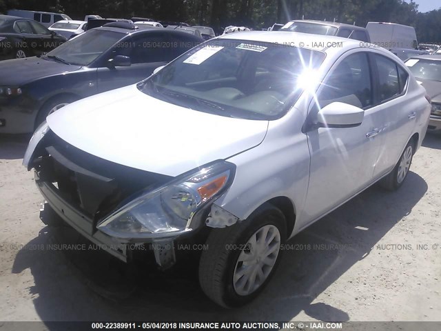 3N1CN7AP8JL837962 - 2018 NISSAN VERSA S/S PLUS/SV/SL WHITE photo 2