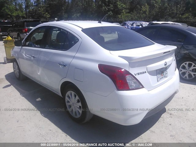 3N1CN7AP8JL837962 - 2018 NISSAN VERSA S/S PLUS/SV/SL WHITE photo 3