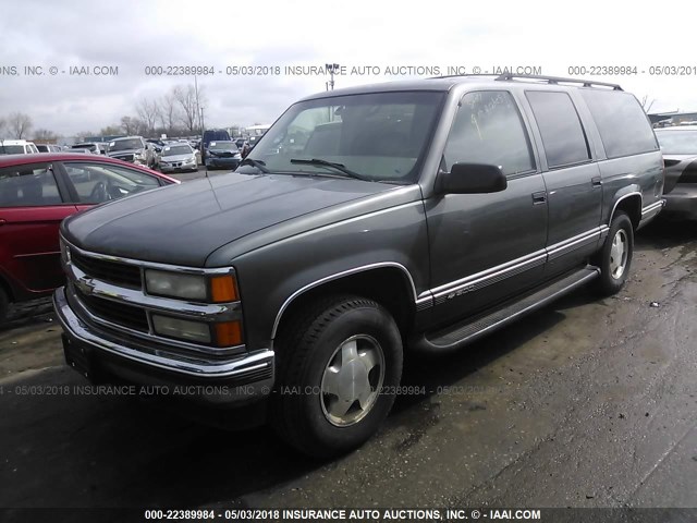 1GNFK16R6XJ448450 - 1999 CHEVROLET SUBURBAN K1500 GRAY photo 2