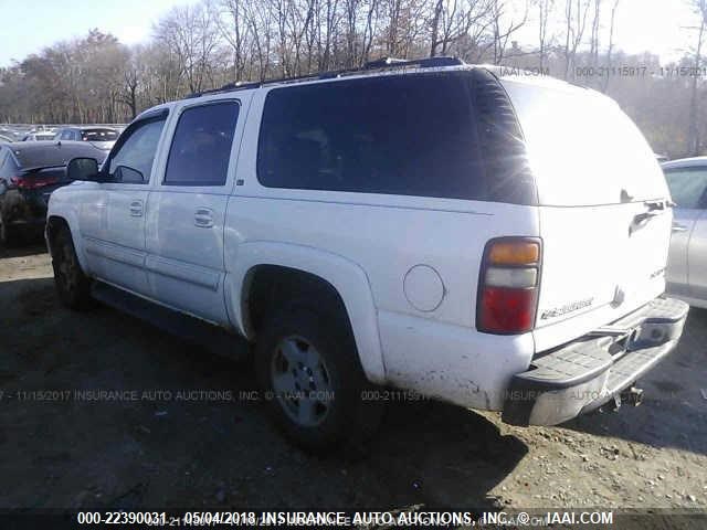 3GNFK16Z55G282419 - 2005 CHEVROLET SUBURBAN K1500 WHITE photo 3