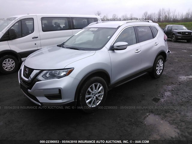 KNMAT2MV7JP501487 - 2018 NISSAN ROGUE S/SV SILVER photo 2