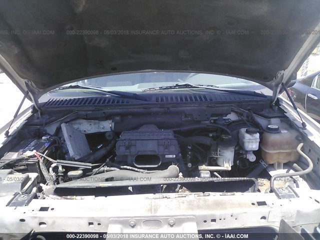 1FMFU16585LA40500 - 2005 FORD EXPEDITION XLT ვერცხლისფერი ფოტო 10