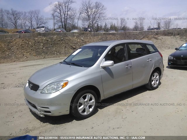 2T1KY32E43C043438 - 2003 TOYOTA COROLLA MATRIX XRS SILVER photo 2