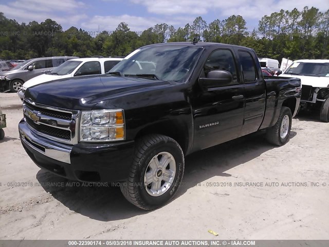 1GCSKSE38AZ283570 - 2010 CHEVROLET SILVERADO K1500 LT BLACK photo 2