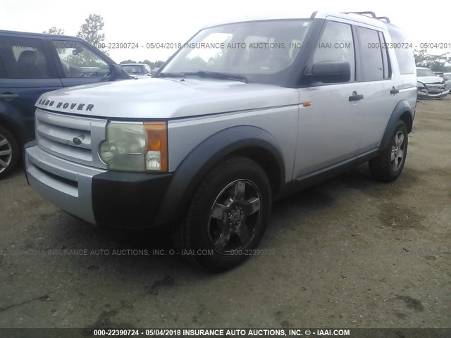 SALAE24406A367104 - 2006 LAND ROVER LR3 SILVER photo 2