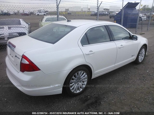 3FADP0L33AR298408 - 2010 FORD FUSION HYBRID WHITE photo 4