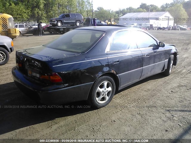 JT8BF28G5W5046583 - 1998 LEXUS ES 300 BLACK photo 4