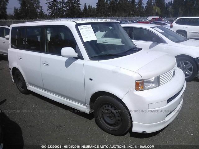 JTLKT334354007819 - 2005 TOYOTA SCION XB თეთრი ფოტო 1