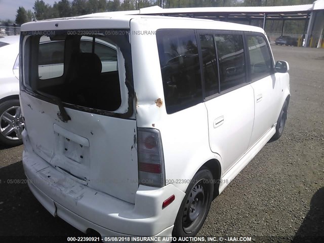 JTLKT334354007819 - 2005 TOYOTA SCION XB თეთრი ფოტო 4