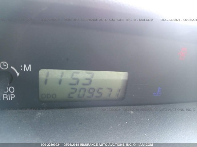 JTLKT334354007819 - 2005 TOYOTA SCION XB თეთრი ფოტო 7