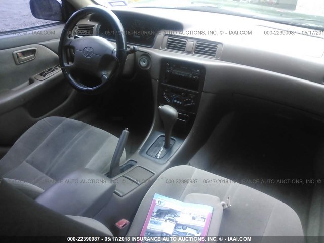 4T1BG22K2XU442789 - 1999 TOYOTA CAMRY CE/LE/XLE 绿色 照片 5