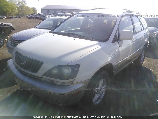 JT6HF10U6Y0105302 - 2000 LEXUS RX 300 WHITE photo 2