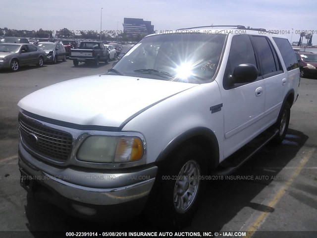 1FMRU15L1YLA69256 - 2000 FORD EXPEDITION XLT WHITE photo 2