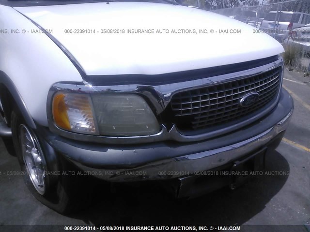 1FMRU15L1YLA69256 - 2000 FORD EXPEDITION XLT WHITE photo 6