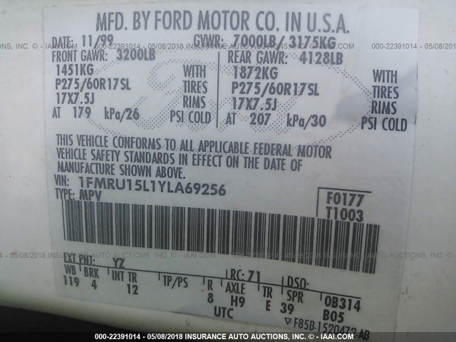 1FMRU15L1YLA69256 - 2000 FORD EXPEDITION XLT WHITE photo 9
