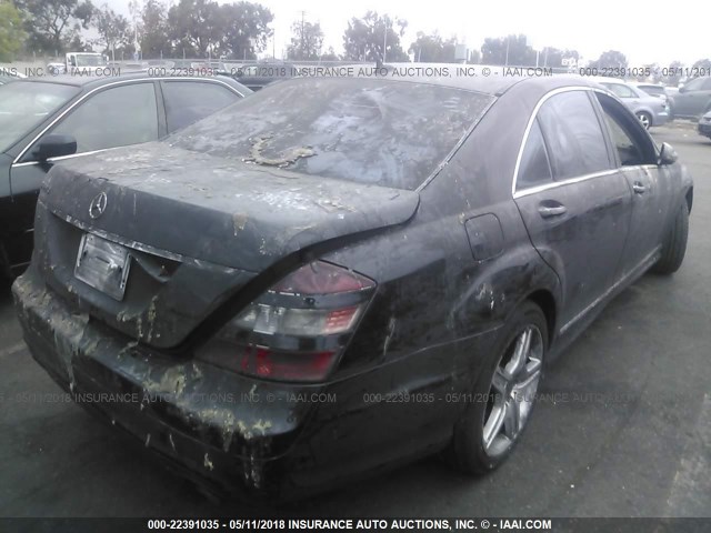 WDDNG71X58A208845 - 2008 MERCEDES-BENZ S 550 BLACK photo 4