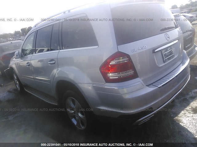 4JGBF7BE0BA628271 - 2011 MERCEDES-BENZ GL 450 4MATIC SILVER photo 3