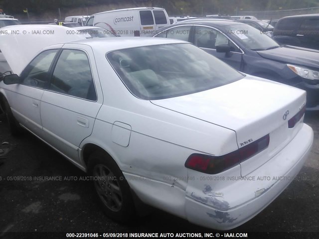 JT2BF22K2X0196589 - 1999 TOYOTA CAMRY LE/XLE თეთრი ფოტო 6