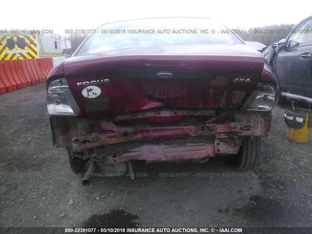 1FAFP34N65W216524 - 2005 FORD FOCUS ZX4 RED photo 6