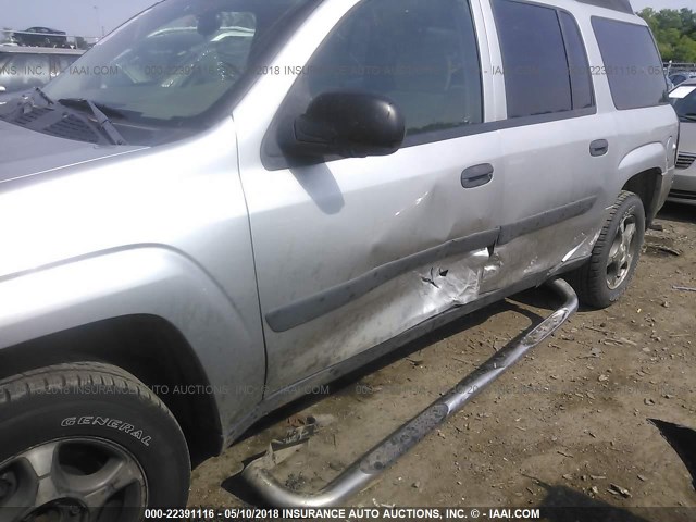 1GNES16S456184739 - 2005 CHEVROLET TRAILBLAZER EXT LS/EXT LT SILVER photo 6