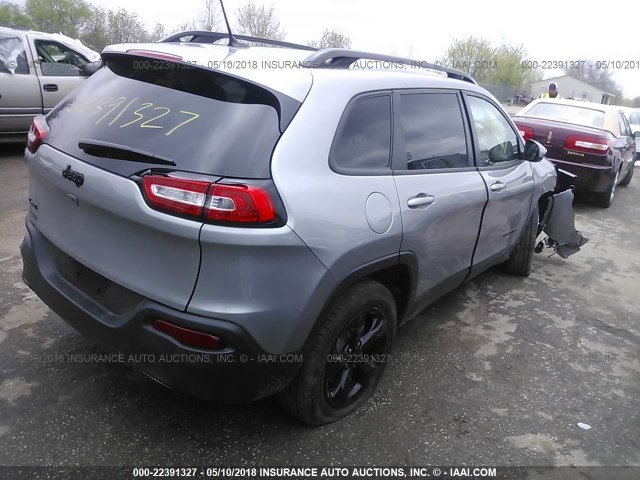 1C4PJMCB9JD576034 - 2018 JEEP CHEROKEE LATITUDE SILVER photo 4