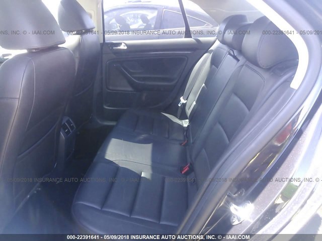 3VWRA7AJ6AM102824 - 2010 VOLKSWAGEN JETTA WOLFSBURG 黑色 照片 8
