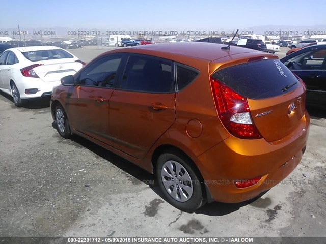 KMHCT5AE9FU217684 - 2015 HYUNDAI ACCENT GS ORANGE photo 3