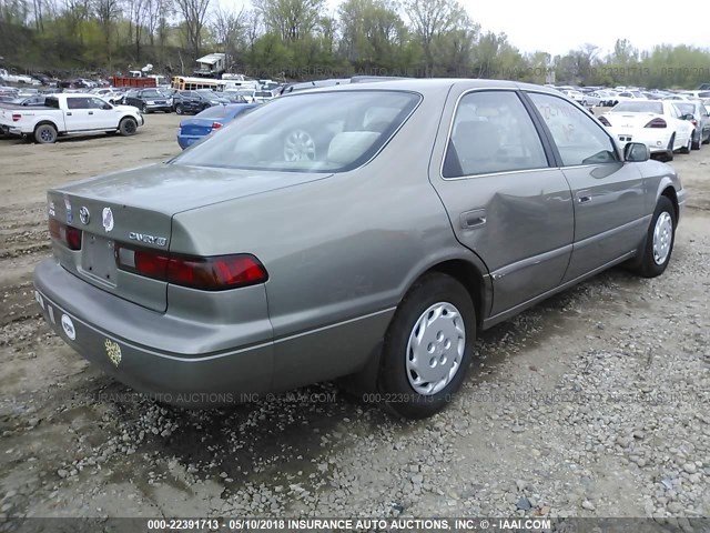 JT2BG22K3X0318969 - 1999 TOYOTA CAMRY LE/XLE ფერფლისფერი ფოტო 4